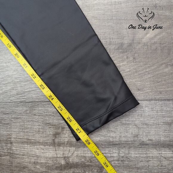 Max Studio Faux Leather Ankle Skinny Pants Size M - Picture 5 of 6